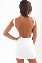 Carregar imagem no visualizador da galeria, Mini Vestido Simples Bodycon Costa Nua