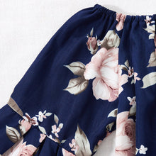 Carregar imagem no visualizador da galeria, Mini Vestido Floral com Manga Caída