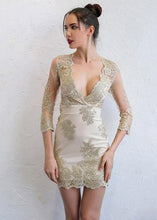 Carregar imagem no visualizador da galeria, Vestido de Festa Curto com Tule Bordado - Frete Gratis