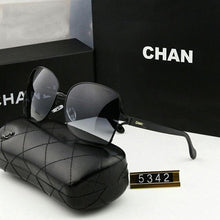 Carregar imagem no visualizador da galeria, Óculos Feminino Oversized Retro UV400